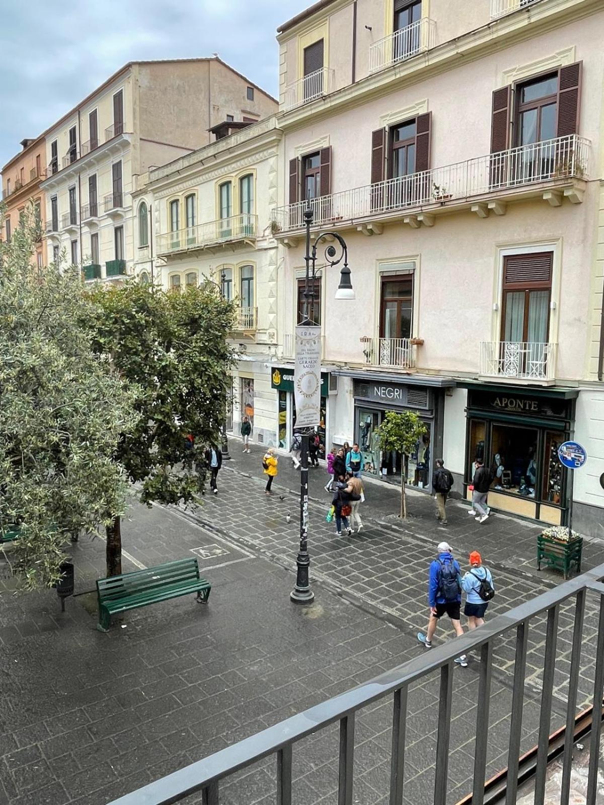 Residenza Il Campanile Hotel ซอร์เรนโต ภายนอก รูปภาพ