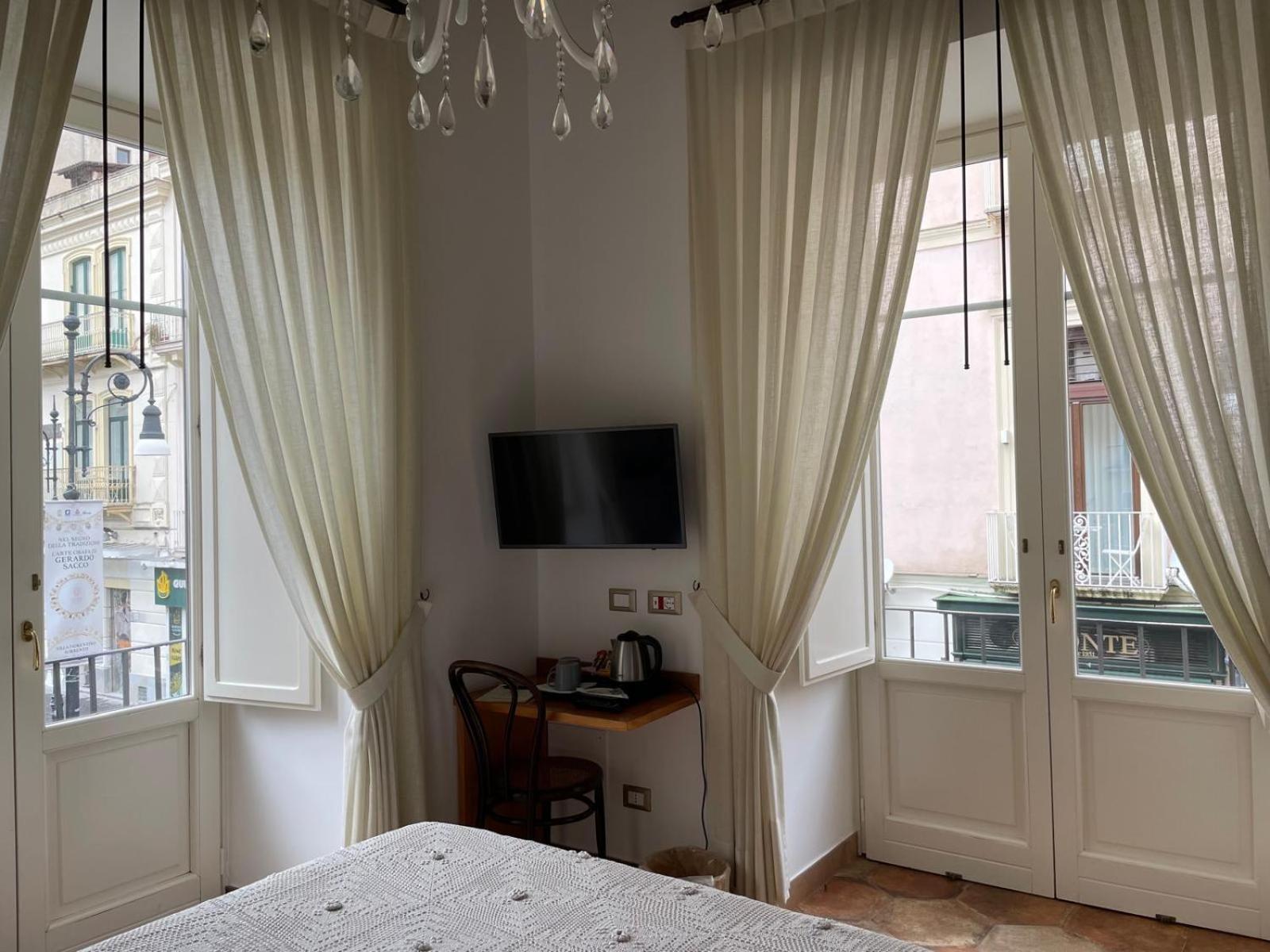 Residenza Il Campanile Hotel ซอร์เรนโต ภายนอก รูปภาพ